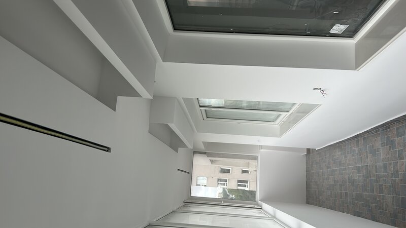 Execut amenajari interioare